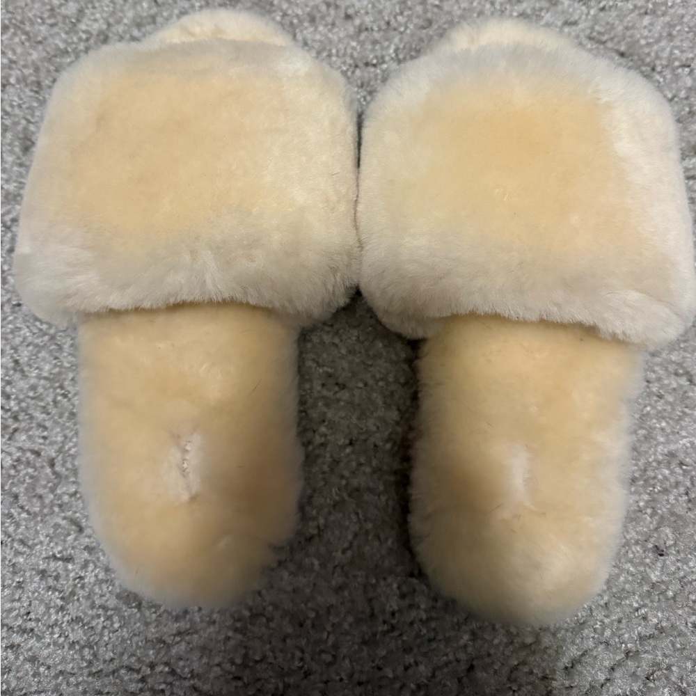 Plush Tan Women's Slippers